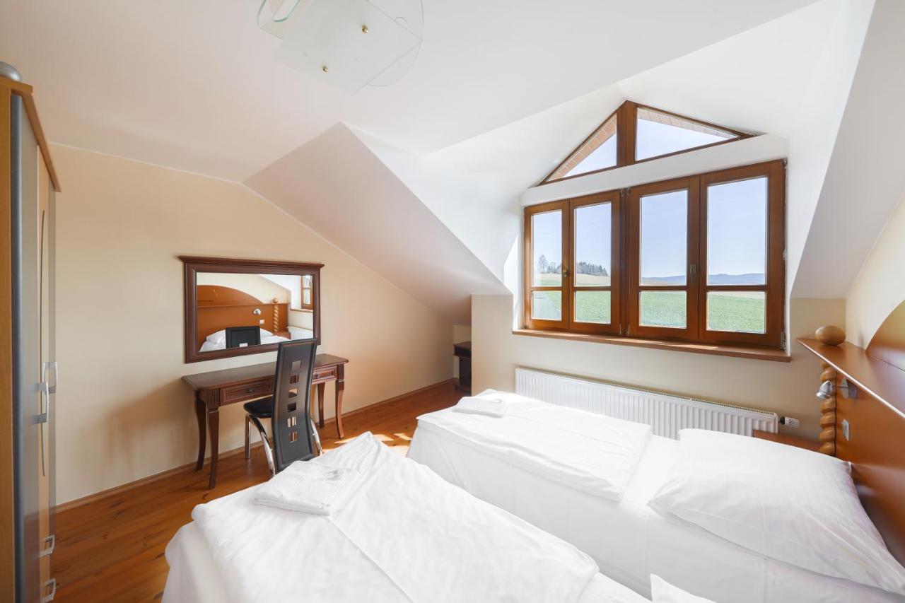 Hotel Stamberk Naceradec Extérieur photo